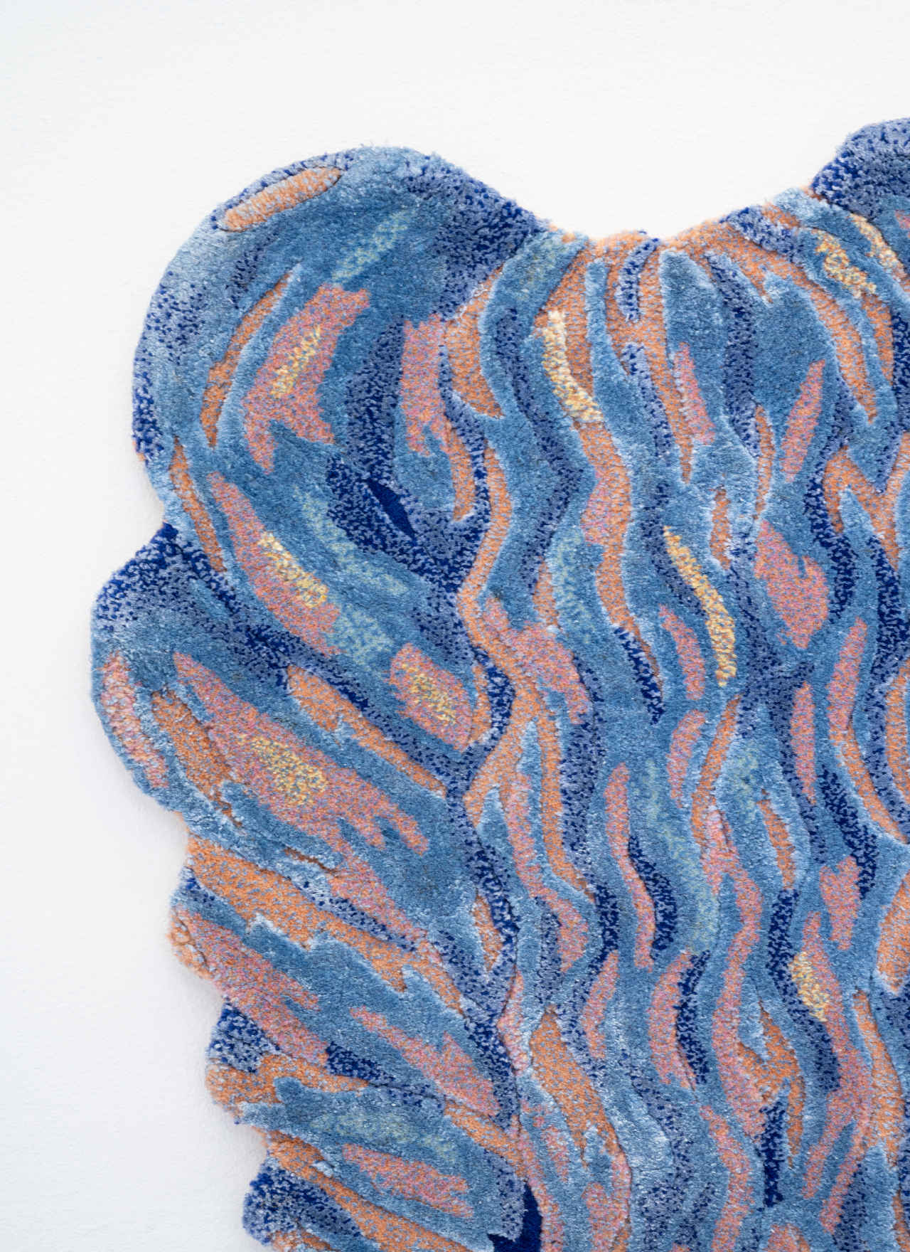 Bea Bonafini – Twisted