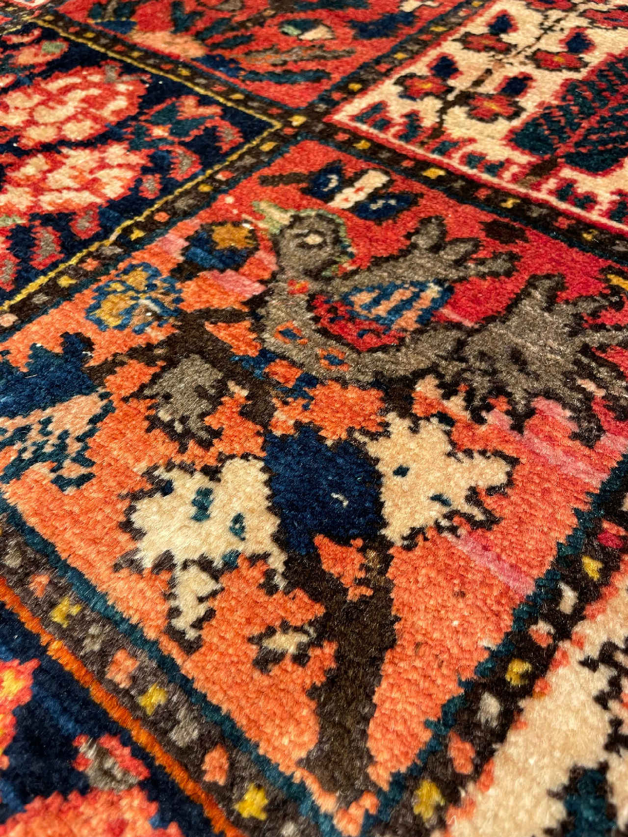 Bakhtiar