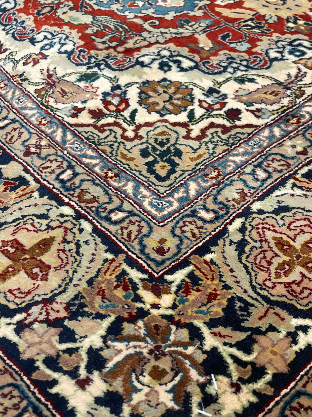 Runner Chinese Silk