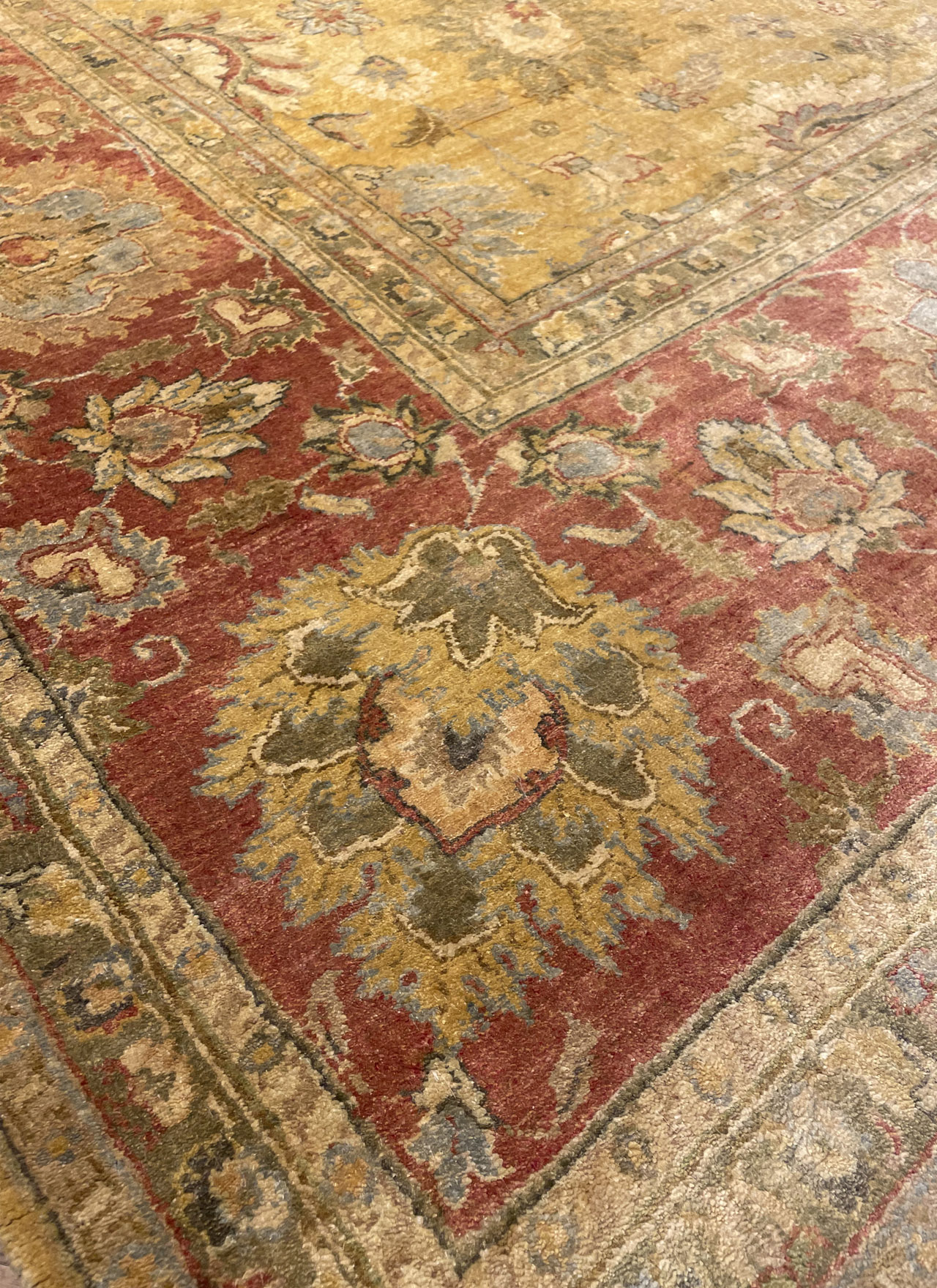 Tabriz Silk