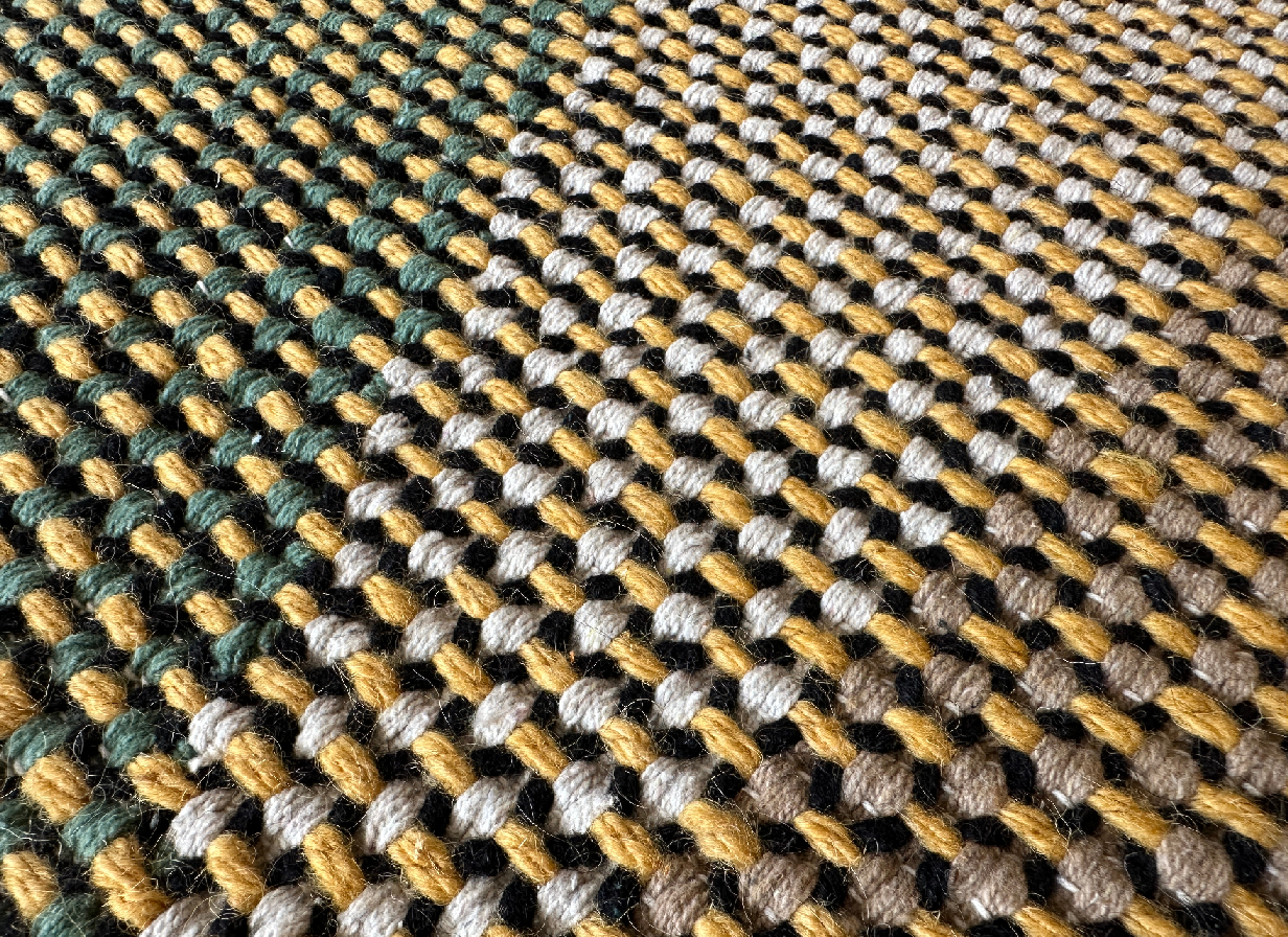 Pyramids Kilim