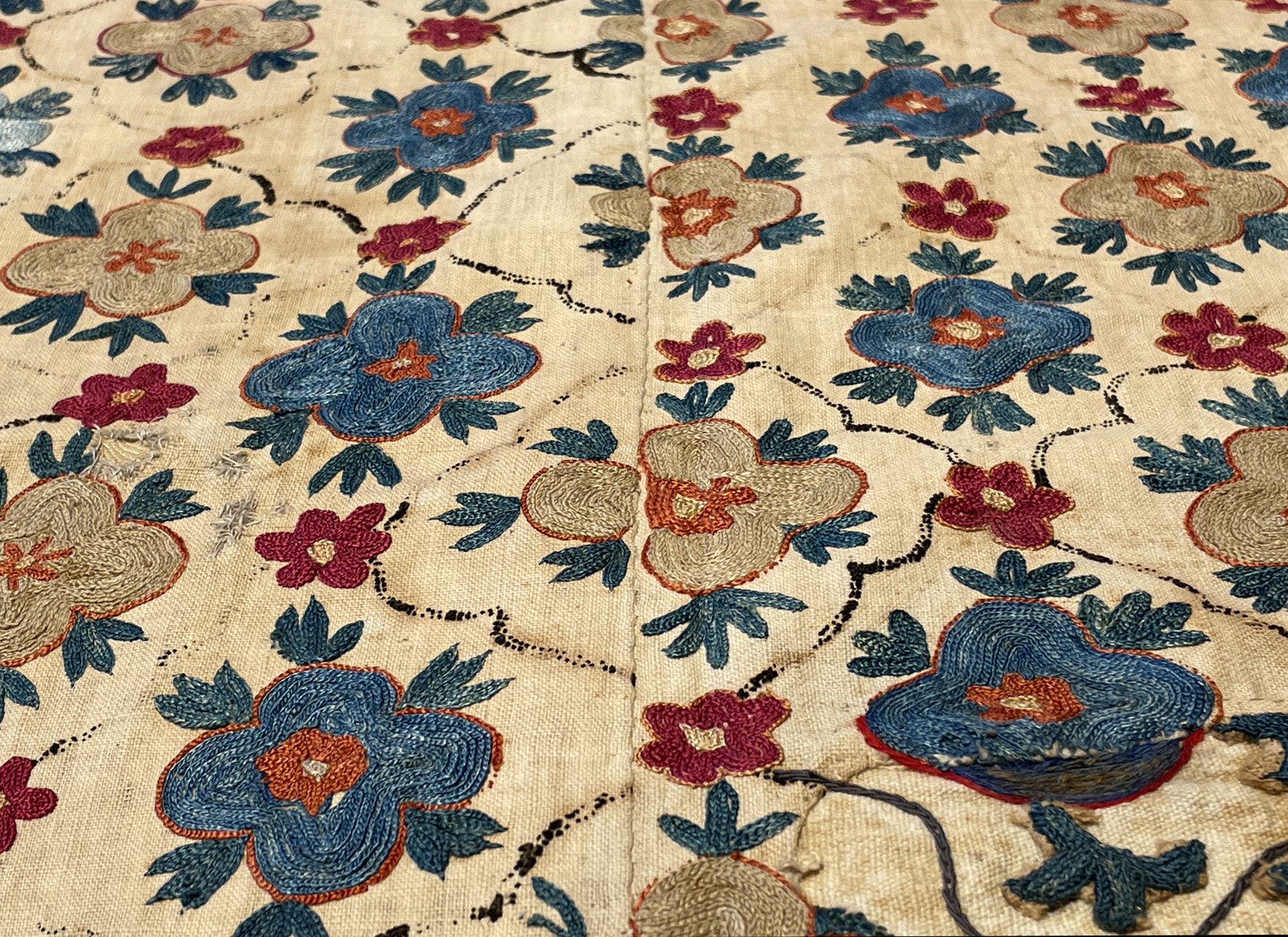 Bokhara Nim Suzani